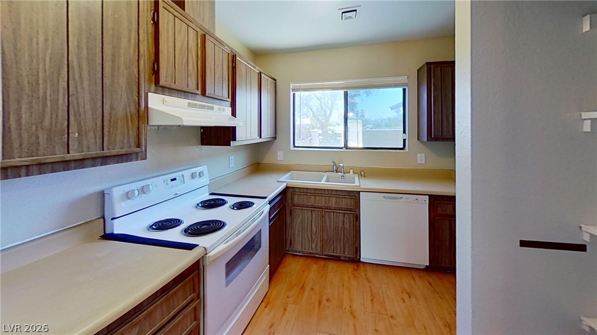 1569 Hialeah Drive