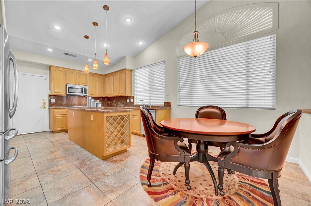 8421 Willow Point Court