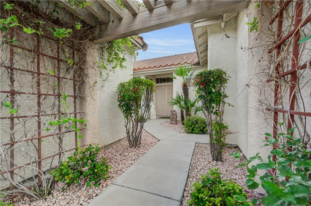 8421 Willow Point Court