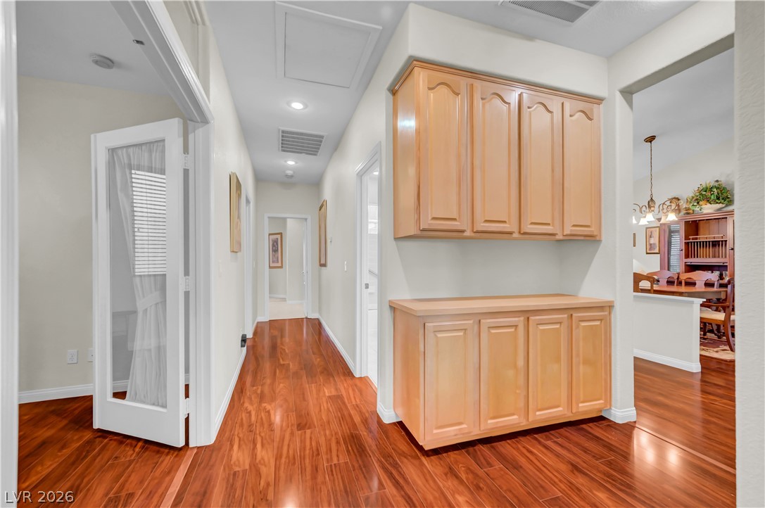 8421 Willow Point Court