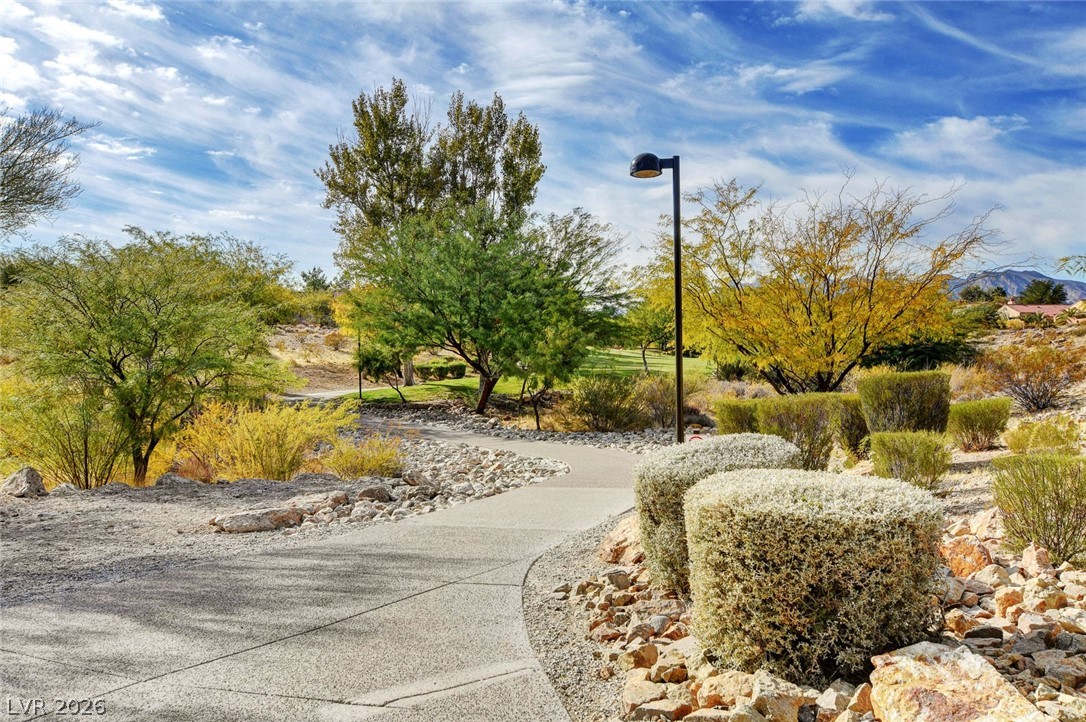 8421 Willow Point Court
