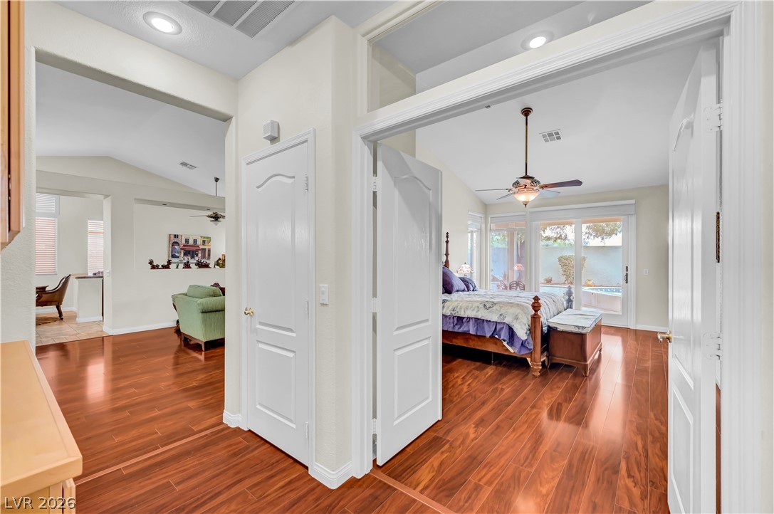 8421 Willow Point Court