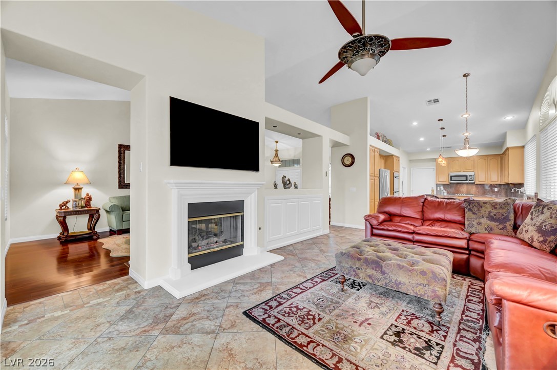 8421 Willow Point Court