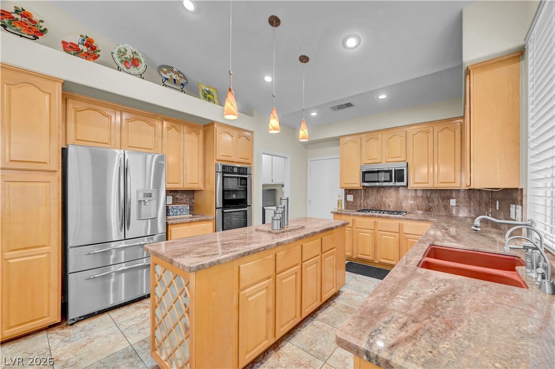 8421 Willow Point Court