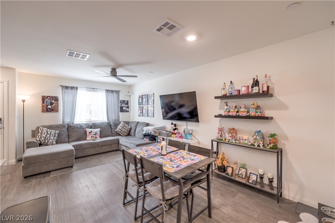 6816 Citron Mist Court