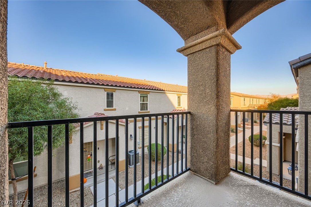 4571 Townwall Street