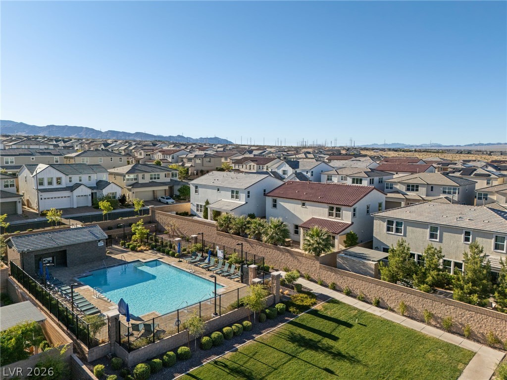 10125 Sequoia Glen Avenue