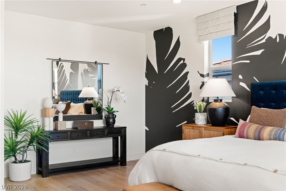 10125 Sequoia Glen Avenue