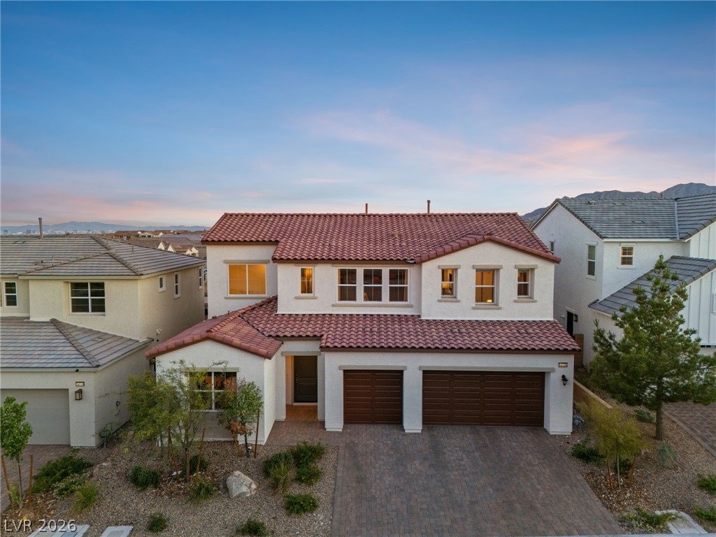 10125 Sequoia Glen Avenue