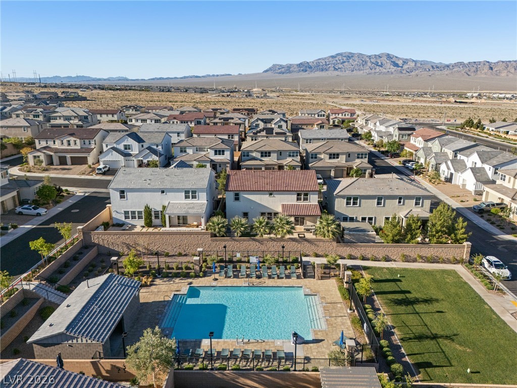 10125 Sequoia Glen Avenue