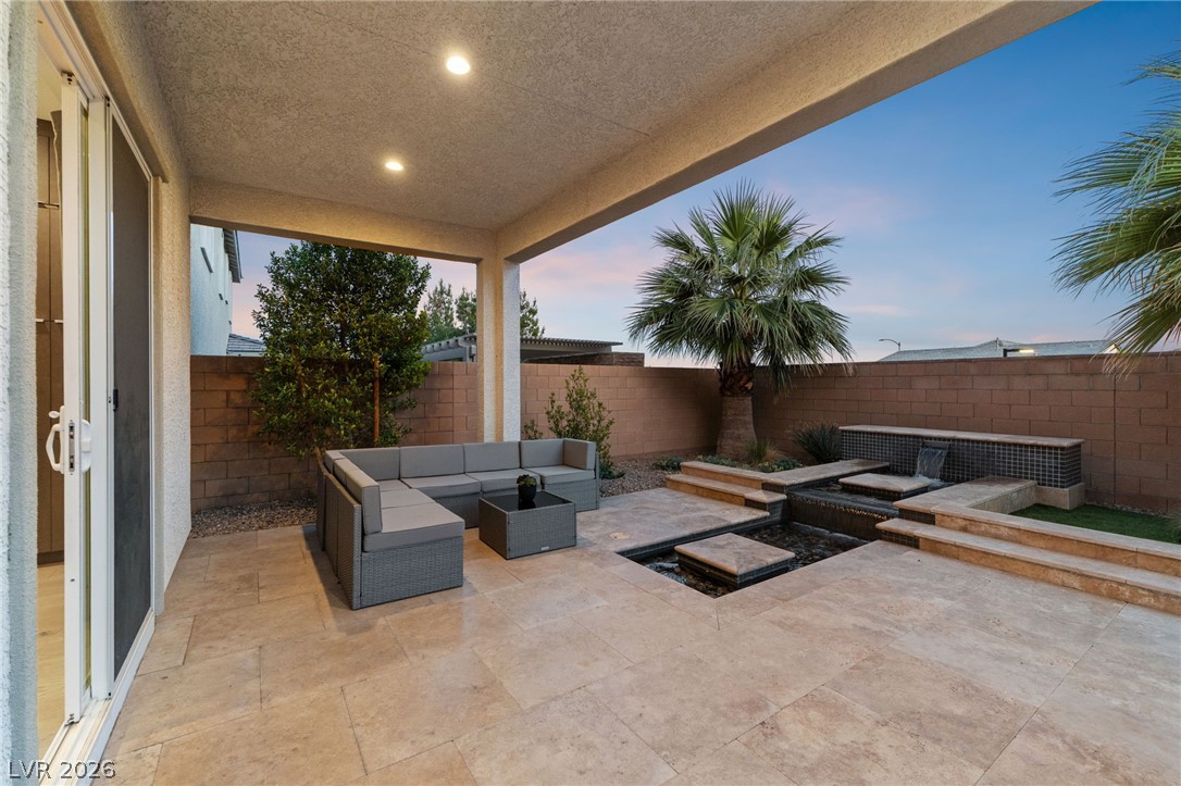 10125 Sequoia Glen Avenue