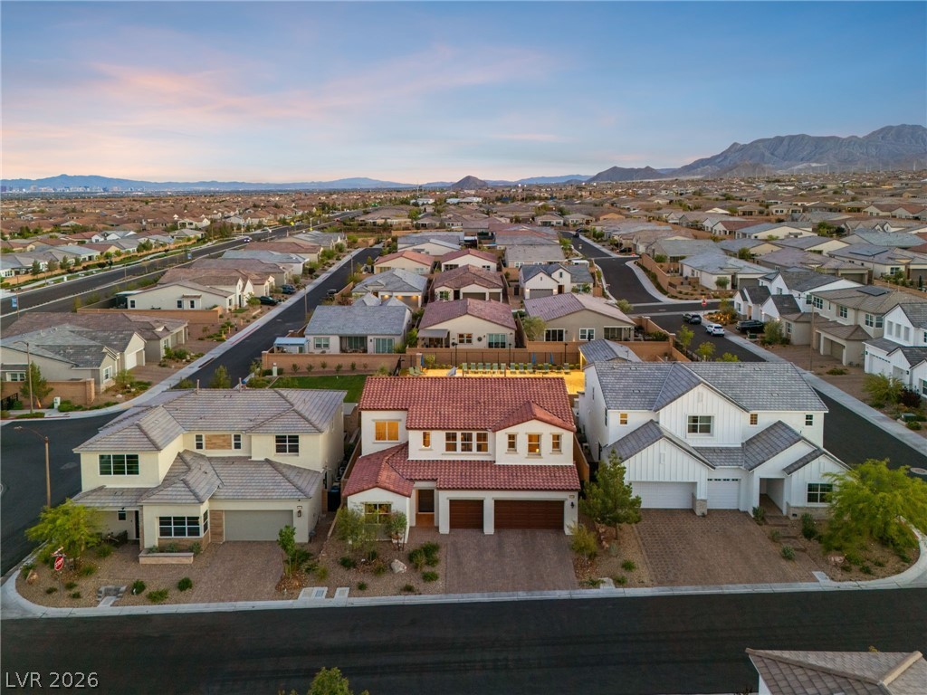 10125 Sequoia Glen Avenue