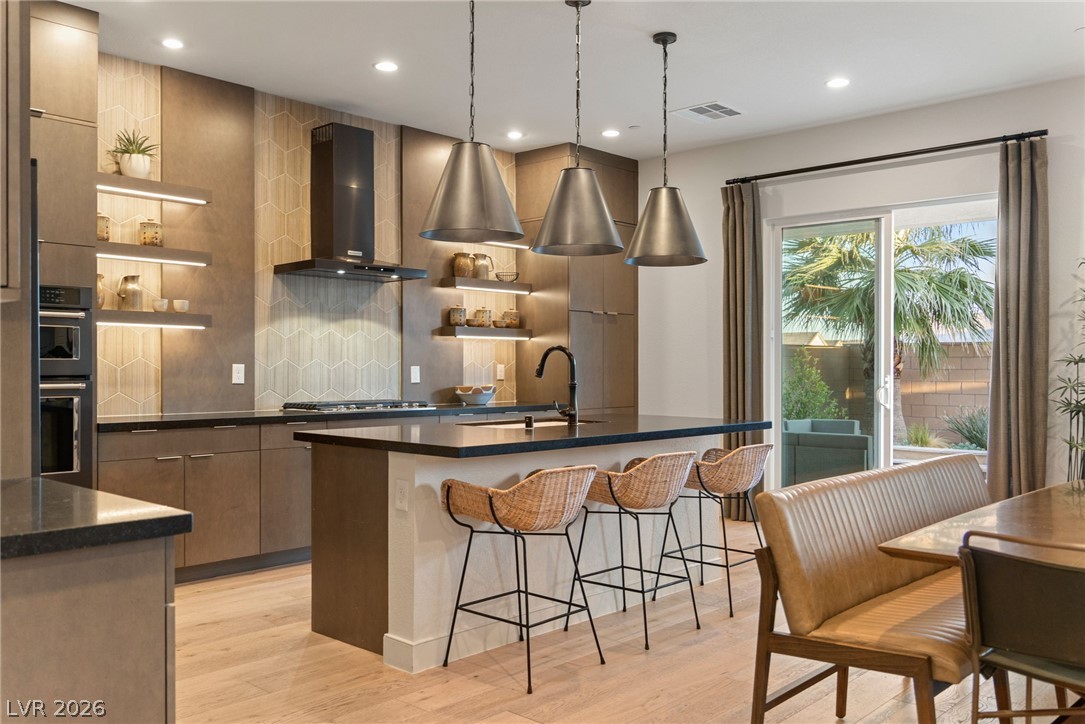 10125 Sequoia Glen Avenue