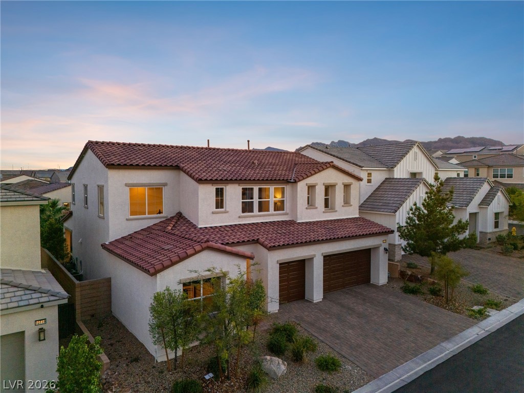 10125 Sequoia Glen Avenue