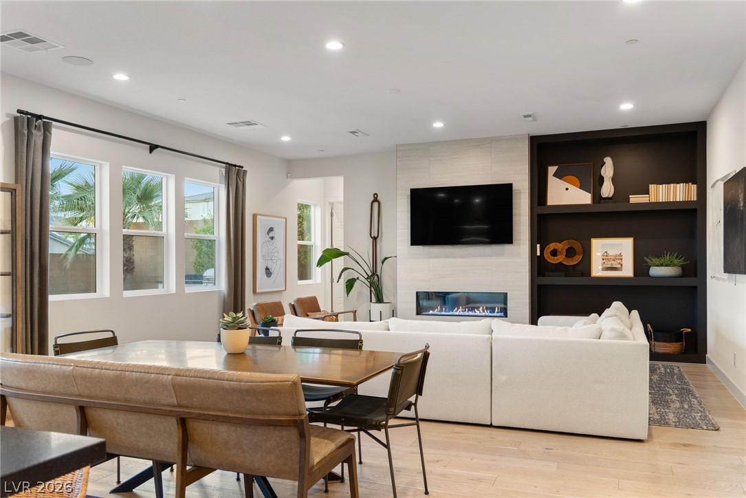 10125 Sequoia Glen Avenue