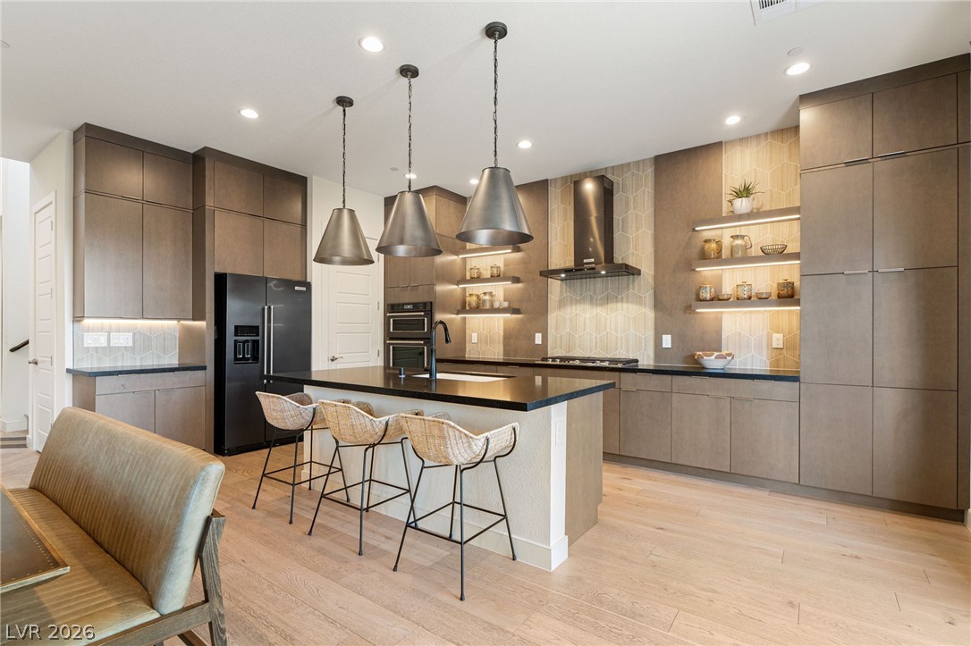 10125 Sequoia Glen Avenue