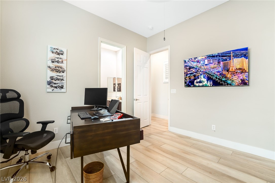 27 Contrada Fiore Drive