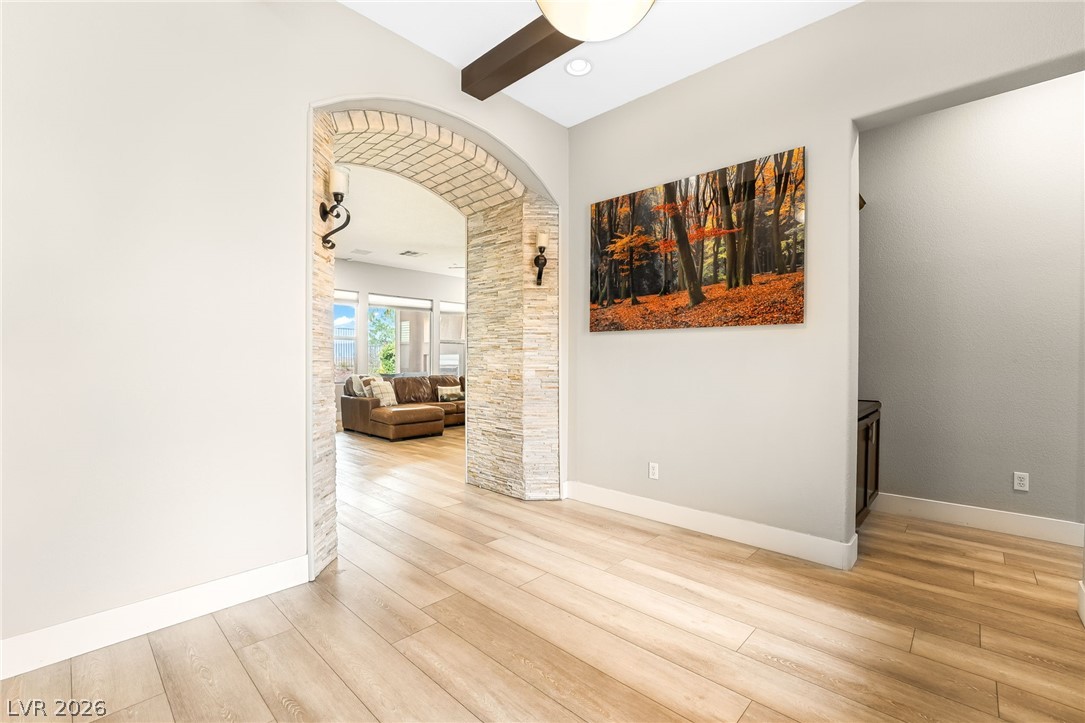 27 Contrada Fiore Drive