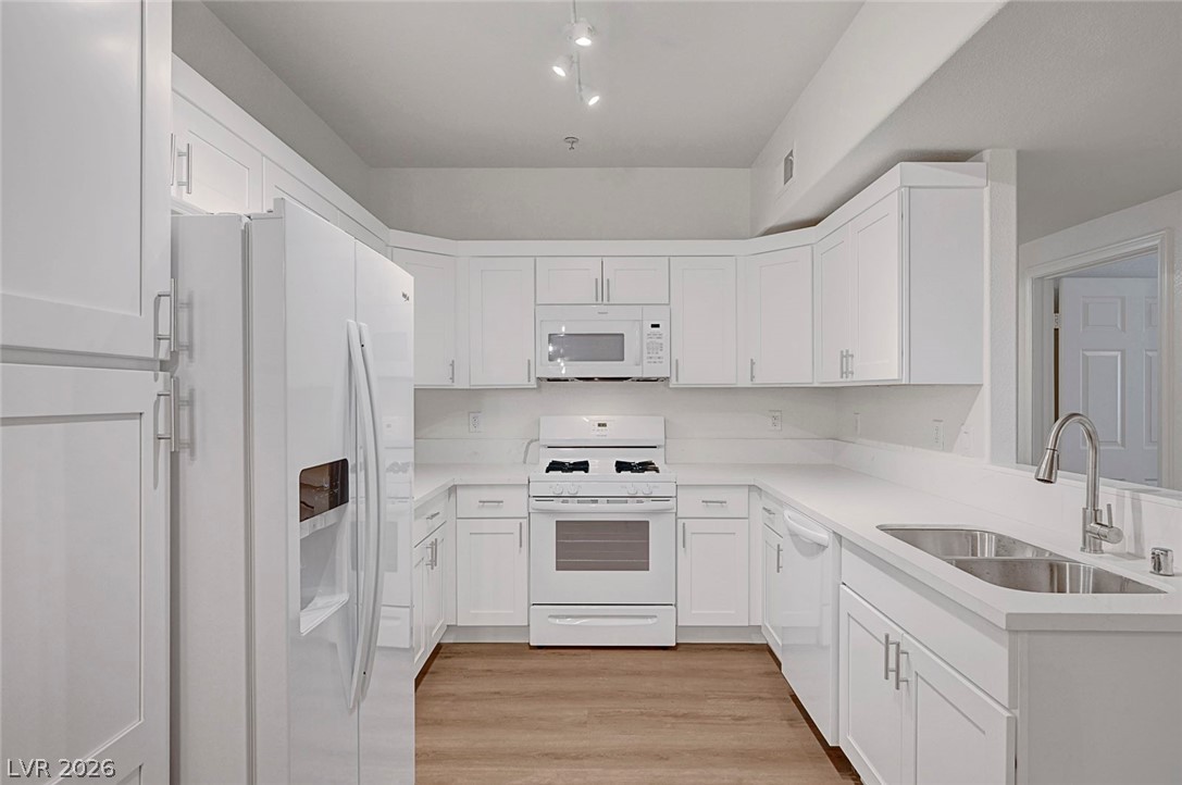 2291 West Horizon Ridge Parkway 5129