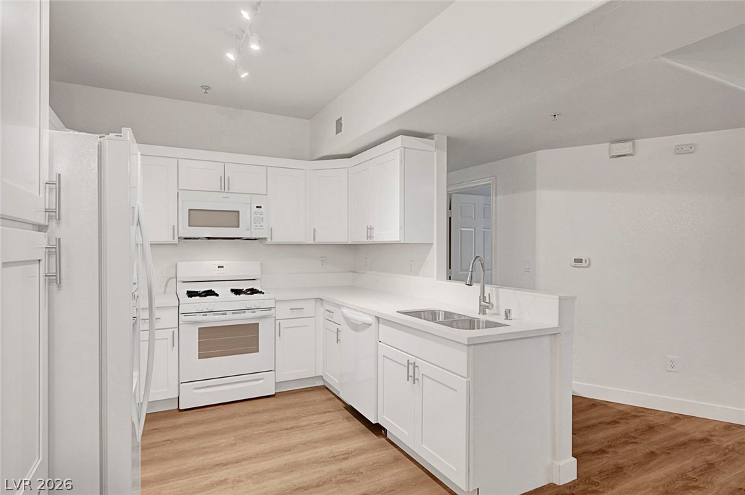2291 West Horizon Ridge Parkway 5129