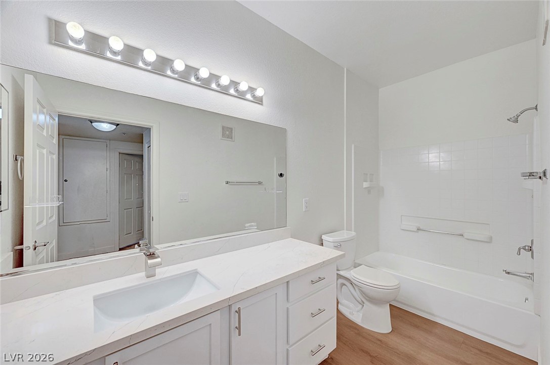 2291 West Horizon Ridge Parkway 5129
