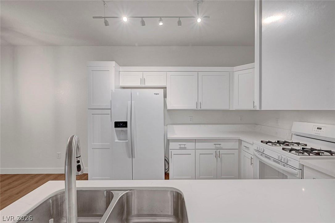 2291 West Horizon Ridge Parkway 5129