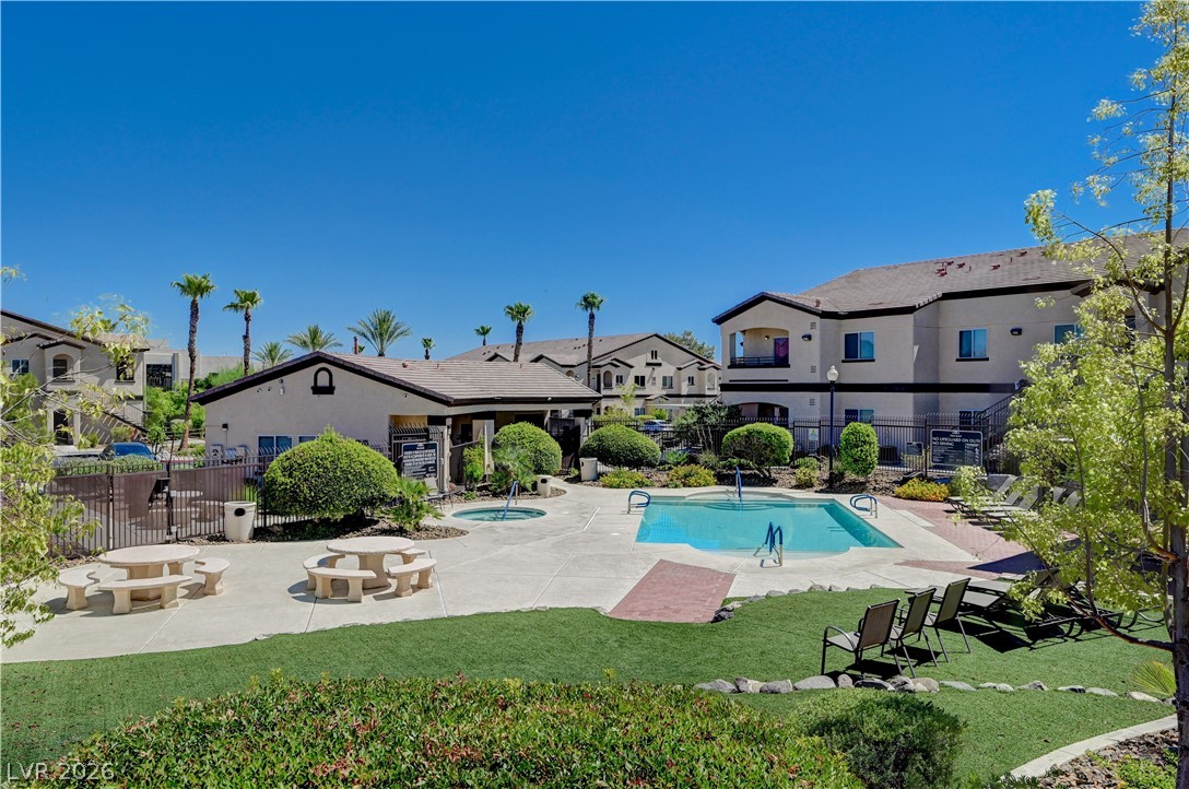 2291 West Horizon Ridge Parkway 5129
