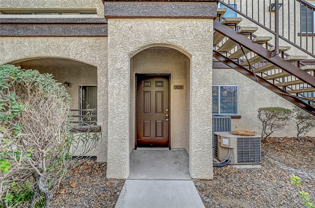 2291 West Horizon Ridge Parkway 5129