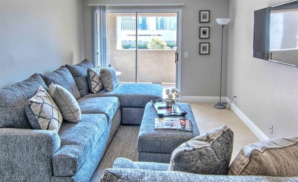 4200 South Valley View Boulevard 2081