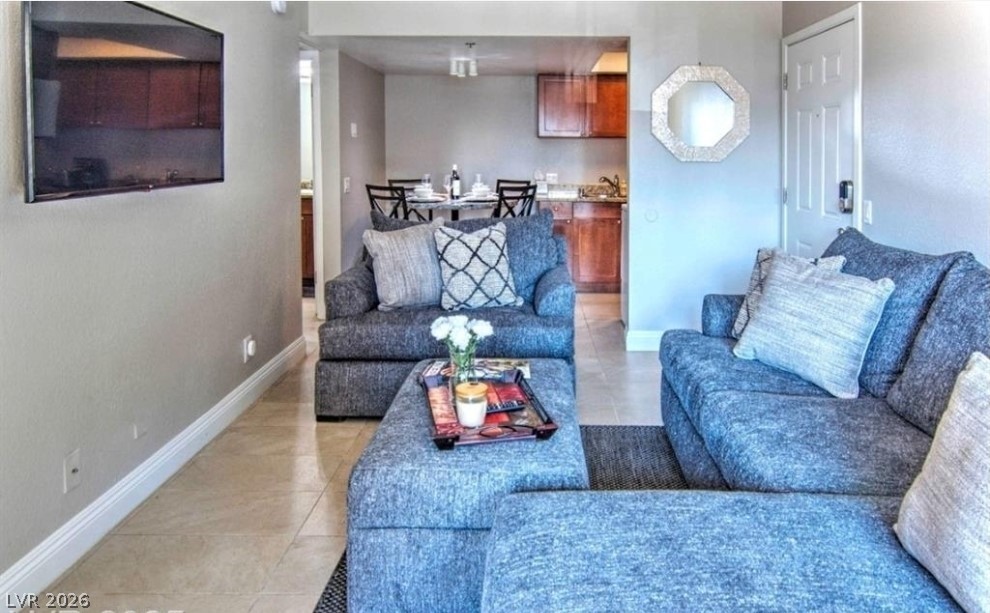 4200 South Valley View Boulevard 2081