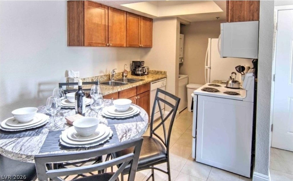 4200 South Valley View Boulevard 2081