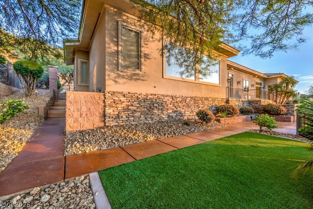 1512 Macdonald Ranch Drive