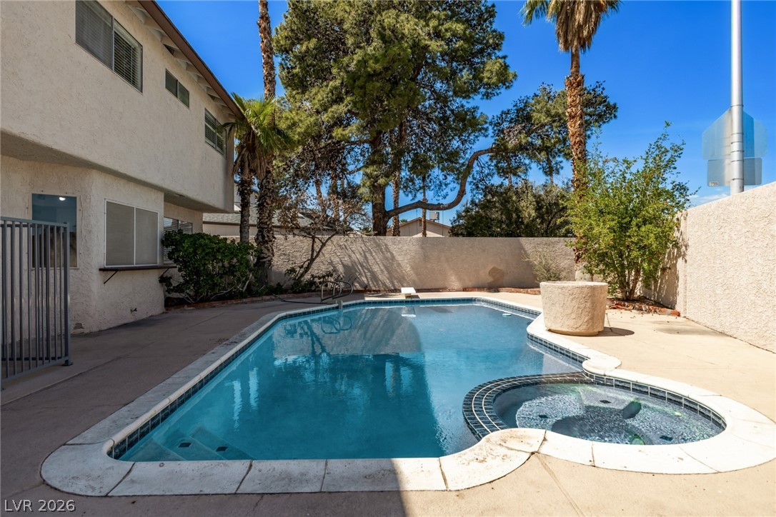 3709 Pamplona Circle