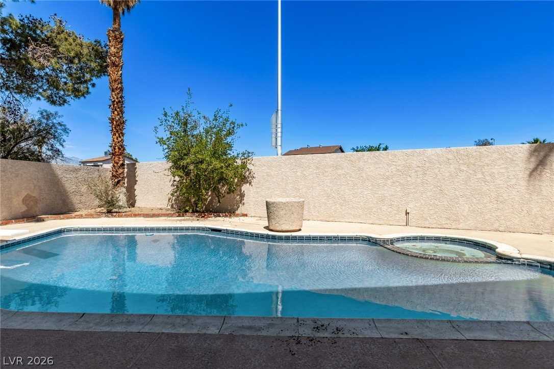 3709 Pamplona Circle