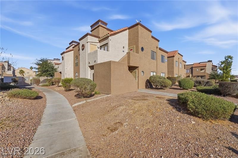 2982 Juniper Hills Boulevard 202