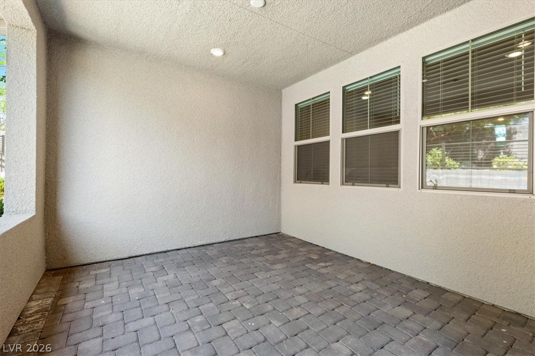 507 Fairview Hills Street