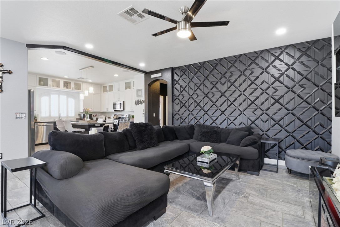 7218 Shannon Ridge Court