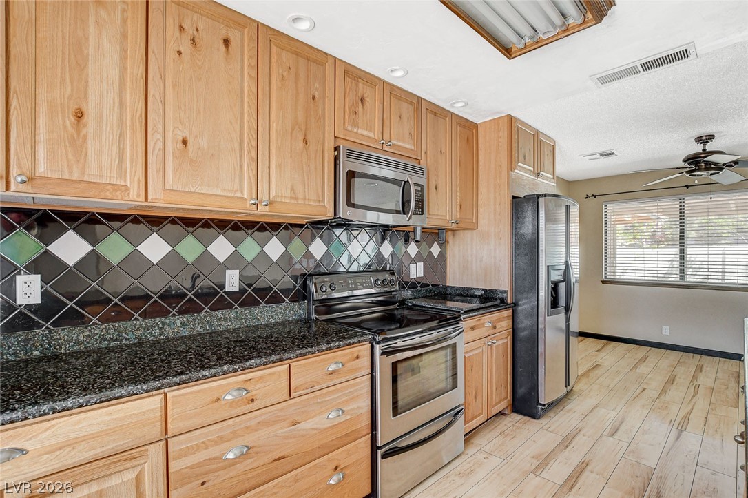 2215 Heavenly View Drive