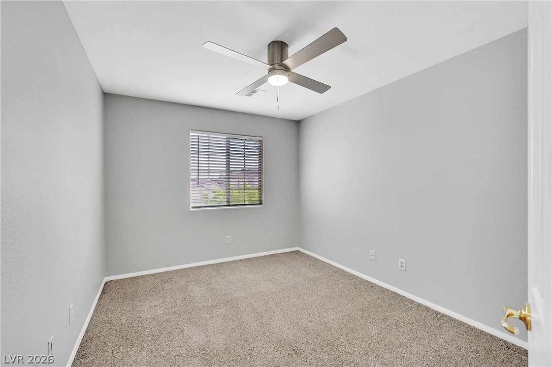 340 SILVERADO PINES Avenue .