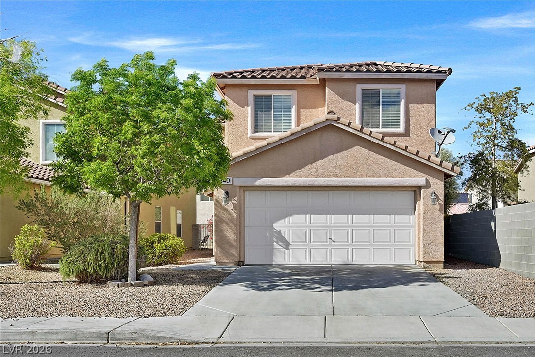 340 SILVERADO PINES Avenue .