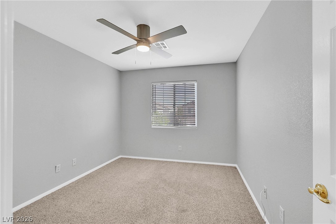 340 SILVERADO PINES Avenue .