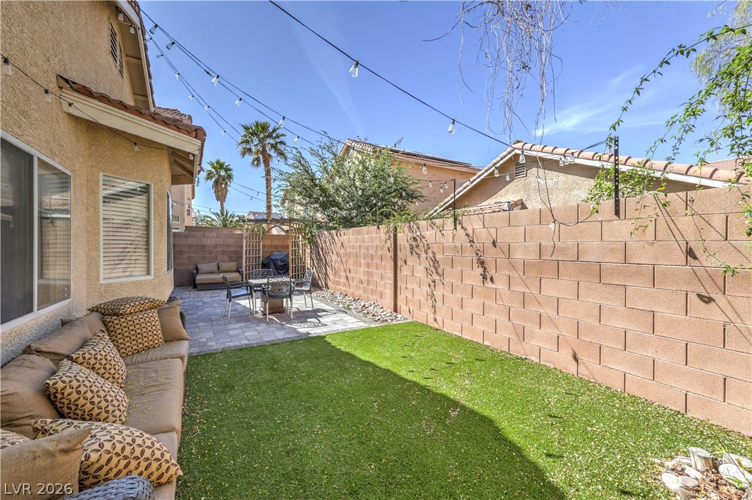 2348 Buffalo Run Avenue