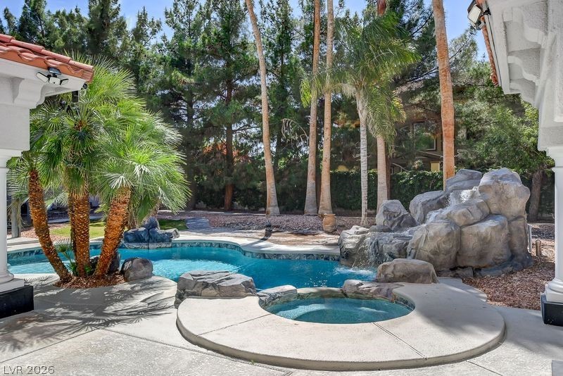 3465 Pama Lane