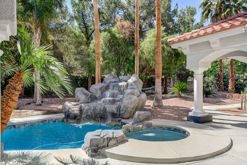 3465 Pama Lane