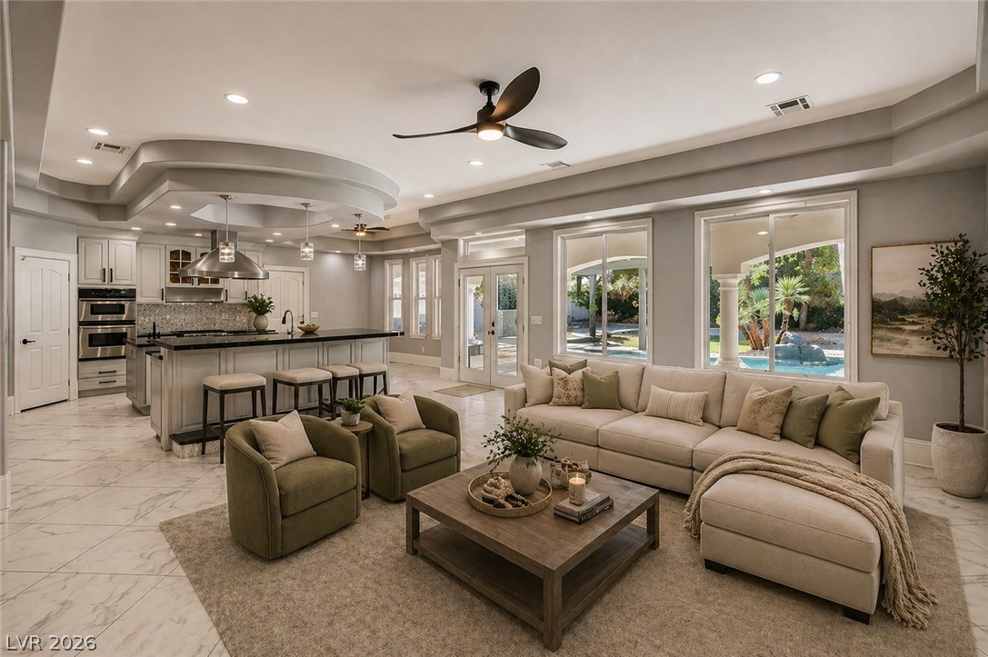 3465 Pama Lane