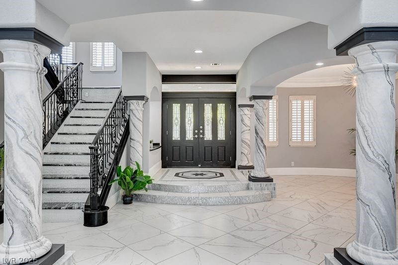 3465 Pama Lane