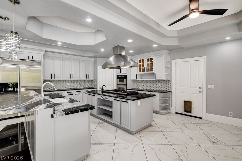 3465 Pama Lane