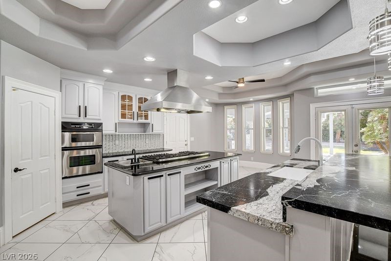3465 Pama Lane