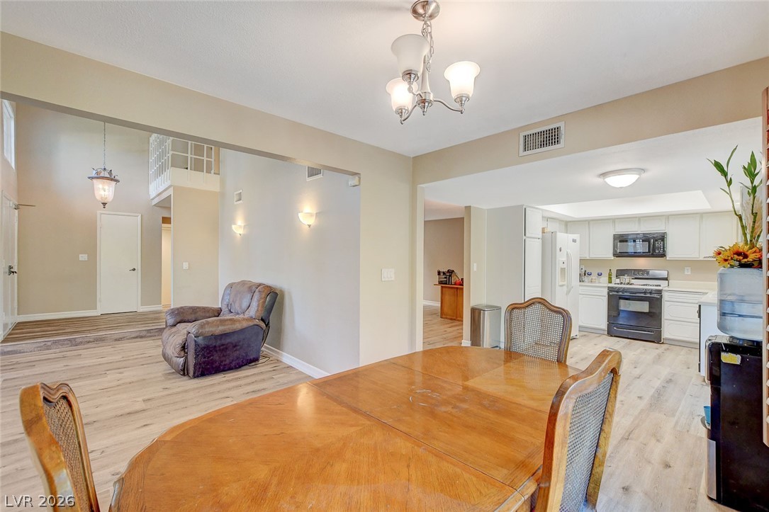 2403 El Cortez Avenue