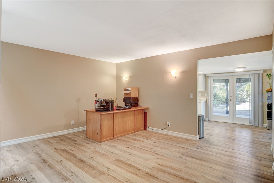 2403 El Cortez Avenue